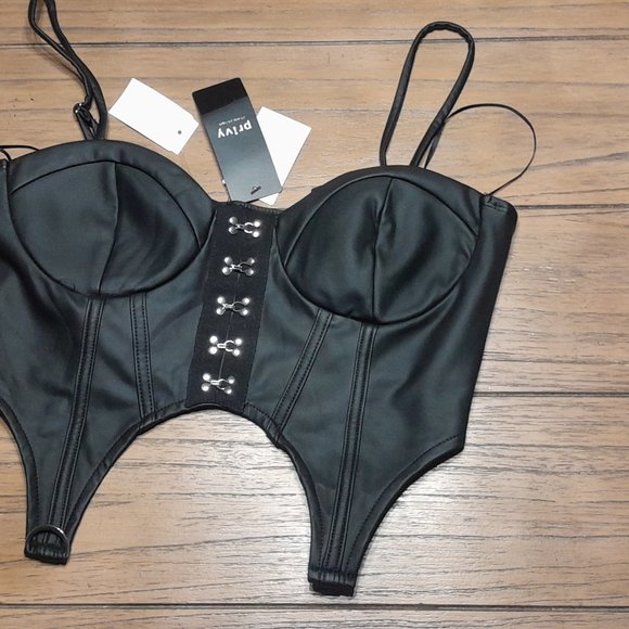 Corset top - Picture 3 of 4